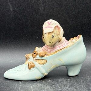 Beatrix Potter Beswick F. Warne Old Woman Who Lived In A Shoe Vintage Figurine